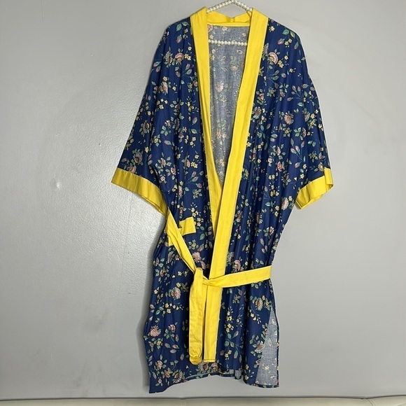 Vintage French cotton blue yellow floral house dressing robe and matching belt - Picture 3 of 7